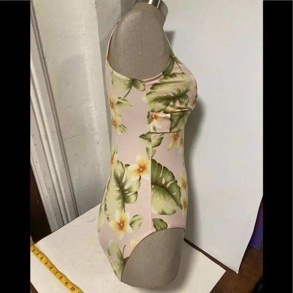 Islander size 10 - Picture 8 of 13